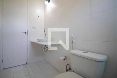 Apartamento à venda com 86m², 1 quarto e 2 vagas Apartamento à venda com 86m², 1 quarto e 2 vagasBanheiro social