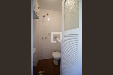 Apartamento à venda com 86m², 1 quarto e 2 vagas Apartamento à venda com 86m², 1 quarto e 2 vagasBanheiro da Área de serviço