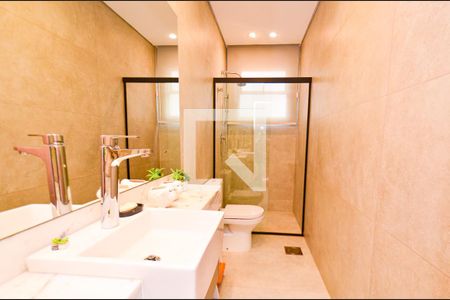 Apartamento à venda com 314m², 3 quartos e 3 vagas Apartamento à venda com 314m², 3 quartos e 3 vagasBanheiro social