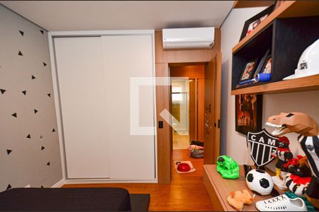 Apartamento à venda com 314m², 3 quartos e 3 vagas Apartamento à venda com 314m², 3 quartos e 3 vagasQuarto2