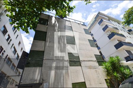 Apartamento à venda com 314m², 3 quartos e 3 vagas Apartamento à venda com 314m², 3 quartos e 3 vagasFachada