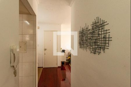 Apartamento à venda com 60m², 2 quartos e 1 vaga Apartamento à venda com 60m², 2 quartos e 1 vagaCorredor