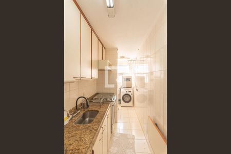 Apartamento à venda com 60m², 2 quartos e 1 vaga Apartamento à venda com 60m², 2 quartos e 1 vagaCozinha