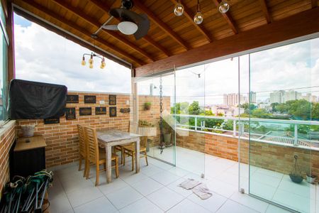 Apartamento à venda com 80m², 2 quartos e 1 vaga Apartamento à venda com 80m², 2 quartos e 1 vagaEspaço gourmet