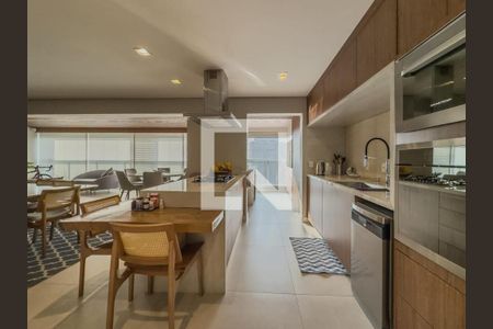 Apartamento à venda com 178m², 3 quartos e 2 vagas