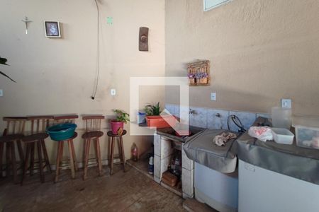 Casa à venda com 250m², 4 quartos e 3 vagasÁrea de Serviço