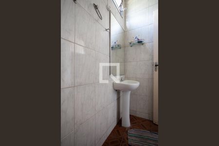 Casa à venda com 150m², 7 quartos e 2 vagasBanheiro - Casa 1