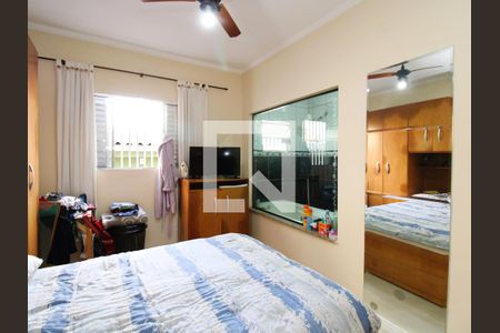 Casa à venda com 200m², 2 quartos e 5 vagasSuíte 2