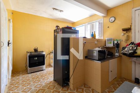 Casa à venda com 750m², 4 quartos e 5 vagas Casa à venda com 750m², 4 quartos e 5 vagasCozinha