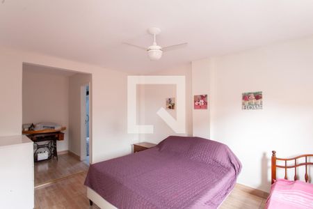 Casa à venda com 500m², 5 quartos e 3 vagas Casa à venda com 500m², 5 quartos e 3 vagasCasa 2 - Suíte