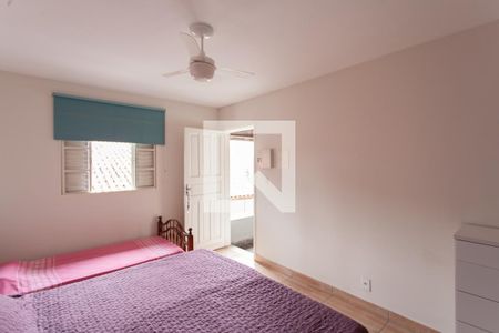 Casa à venda com 500m², 5 quartos e 3 vagas Casa à venda com 500m², 5 quartos e 3 vagasCasa 2 - Suíte