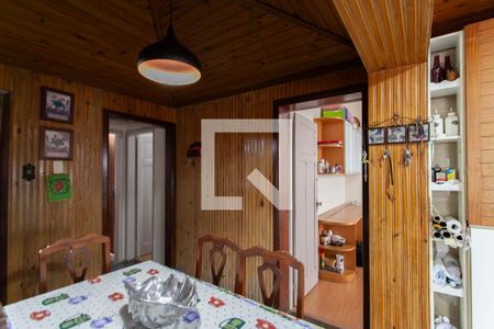 Casa à venda com 500m², 5 quartos e 3 vagas Casa à venda com 500m², 5 quartos e 3 vagasCozinha e Copa