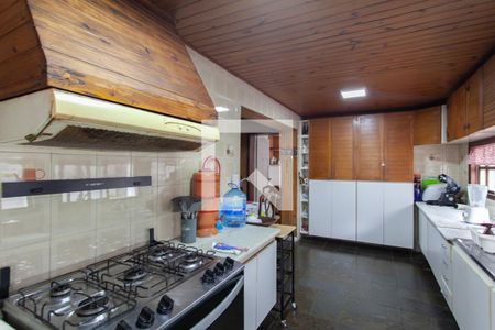 Casa à venda com 500m², 5 quartos e 3 vagas Casa à venda com 500m², 5 quartos e 3 vagasCozinha e Copa