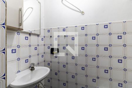 Casa à venda com 170m², 3 quartos e 2 vagas Casa à venda com 170m², 3 quartos e 2 vagasBanheiro do Salão