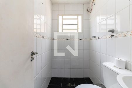 Casa à venda com 170m², 3 quartos e 2 vagas Casa à venda com 170m², 3 quartos e 2 vagasBanheiro Social 2