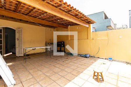 Casa à venda com 170m², 3 quartos e 2 vagas Casa à venda com 170m², 3 quartos e 2 vagasVaranda da Suíte