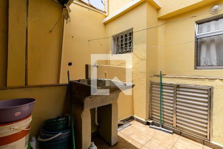 Casa à venda com 170m², 3 quartos e 2 vagas Casa à venda com 170m², 3 quartos e 2 vagasLavanderia