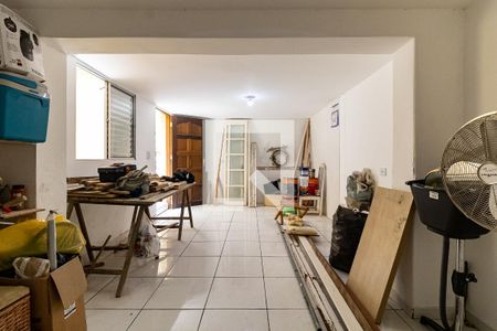 Casa à venda com 170m², 3 quartos e 2 vagas Casa à venda com 170m², 3 quartos e 2 vagasSalão