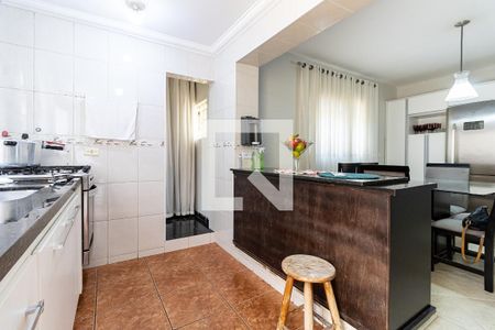 Casa à venda com 170m², 3 quartos e 2 vagas Casa à venda com 170m², 3 quartos e 2 vagasCozinha