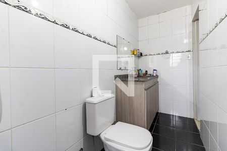Casa à venda com 170m², 3 quartos e 2 vagas Casa à venda com 170m², 3 quartos e 2 vagasBanheiro da Suíte