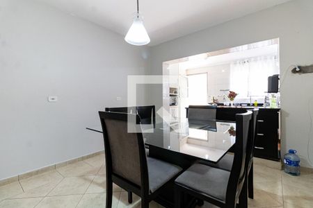 Casa à venda com 170m², 3 quartos e 2 vagas Casa à venda com 170m², 3 quartos e 2 vagasCopa da Cozinha