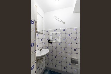 Casa à venda com 170m², 3 quartos e 2 vagas Casa à venda com 170m², 3 quartos e 2 vagasBanheiro do Salão