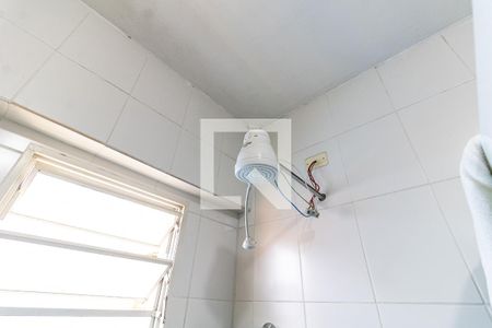 Casa à venda com 170m², 3 quartos e 2 vagas Casa à venda com 170m², 3 quartos e 2 vagasBanheiro Social