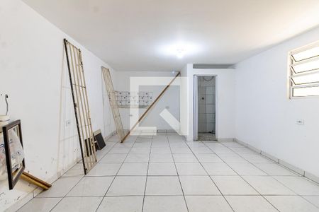 Casa à venda com 170m², 3 quartos e 2 vagas Casa à venda com 170m², 3 quartos e 2 vagasSalão
