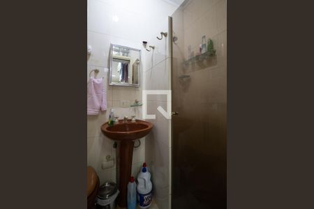 Apartamento à venda com 340m², 4 quartos e 2 vagas Apartamento à venda com 340m², 4 quartos e 2 vagasBanheiro da Área de serviço