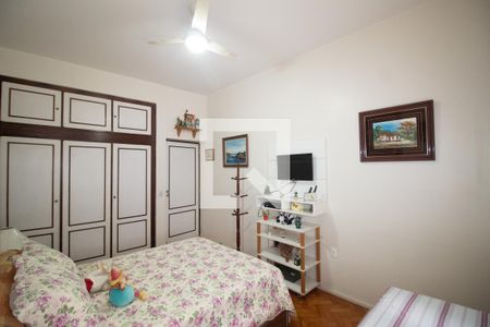 Apartamento à venda com 340m², 4 quartos e 2 vagas Apartamento à venda com 340m², 4 quartos e 2 vagasQuarto 1