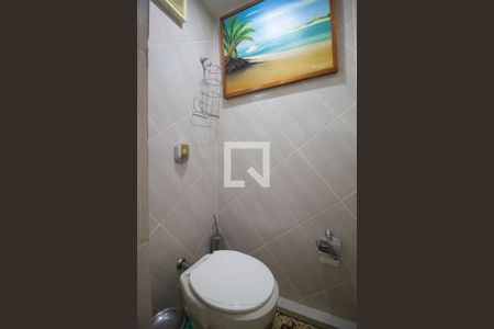 Apartamento à venda com 340m², 4 quartos e 2 vagas Apartamento à venda com 340m², 4 quartos e 2 vagasLavabo