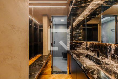 Apartamento à venda com 182m², 2 quartos e 3 vagasBanheiro da Suíte 2