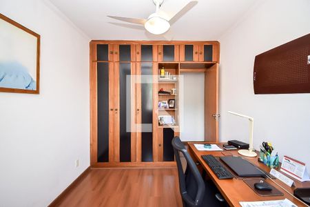 Apartamento à venda com 166m², 4 quartos e 2 vagas