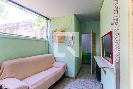 Entrada de casa para alugar com 3 quartos, 110m² em Cachambi, Rio de Janeiro