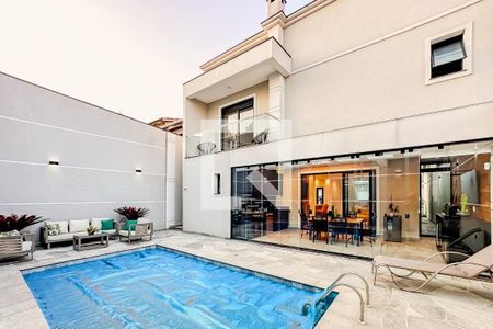 Casa à venda com 229m², 4 quartos e 4 vagas Casa à venda com 229m², 4 quartos e 4 vagasÁrea comum