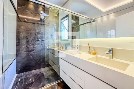 Casa à venda com 229m², 4 quartos e 4 vagas Casa à venda com 229m², 4 quartos e 4 vagasQuarto 2 Banheiro