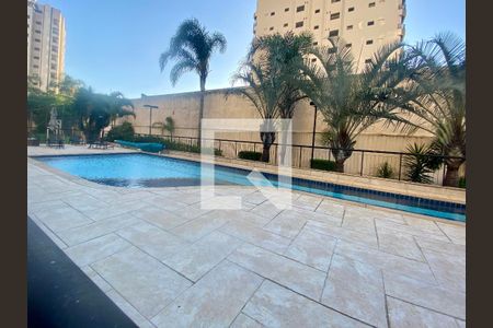 Apartamento à venda com 115m², 3 quartos e 2 vagas Apartamento à venda com 115m², 3 quartos e 2 vagasPiscina