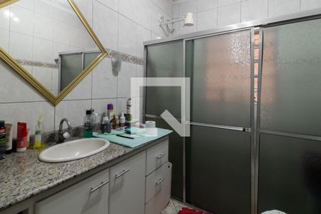 Casa à venda com 250m², 3 quartos e 2 vagas Casa à venda com 250m², 3 quartos e 2 vagasBanheiro de serviço