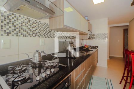 Apartamento à venda com 90m², 2 quartos e 2 vagas Apartamento à venda com 90m², 2 quartos e 2 vagasCozinha e Área de Serviço