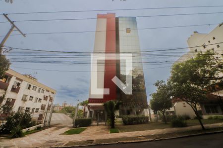 Apartamento à venda com 90m², 2 quartos e 2 vagas Apartamento à venda com 90m², 2 quartos e 2 vagasFachada