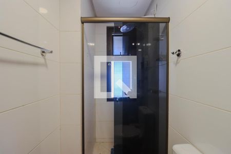 Apartamento à venda com 90m², 2 quartos e 2 vagas Apartamento à venda com 90m², 2 quartos e 2 vagasBanheiro Social