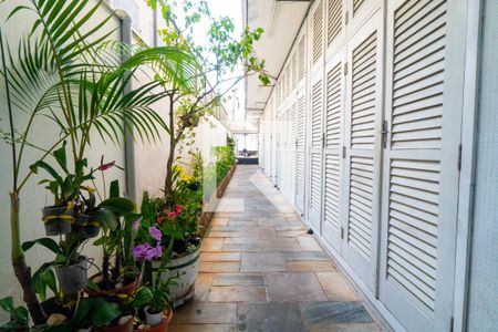 Apartamento à venda com 80m², 2 quartos e 1 vaga Apartamento à venda com 80m², 2 quartos e 1 vagaÁrea comum