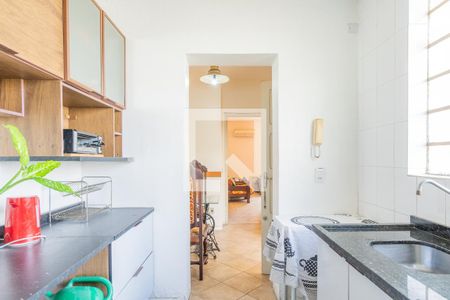 Apartamento à venda com 81m², 3 quartos e 2 vagasCozinha
