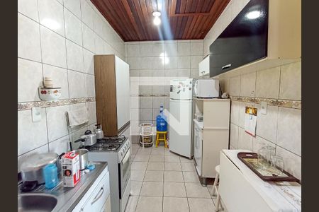Casa à venda com 300m², 3 quartos e 2 vagas Casa à venda com 300m², 3 quartos e 2 vagasCozinha