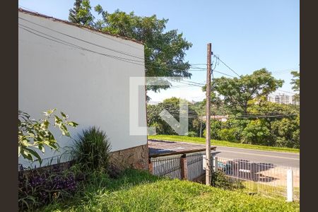Casa à venda com 300m², 3 quartos e 2 vagas Casa à venda com 300m², 3 quartos e 2 vagasQuintal