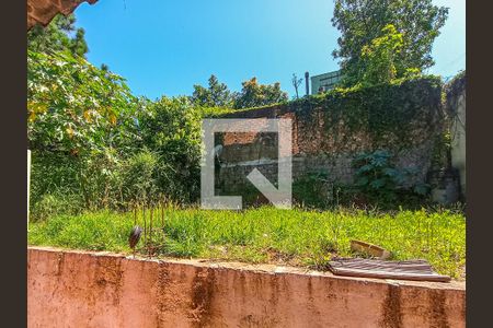 Casa à venda com 300m², 3 quartos e 2 vagas Casa à venda com 300m², 3 quartos e 2 vagasVista