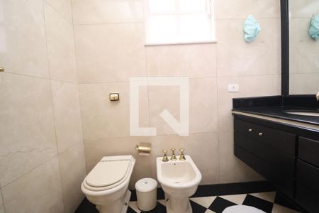 Apartamento à venda com 260m², 3 quartos e 4 vagasBanheiro Quarto 3 suíte