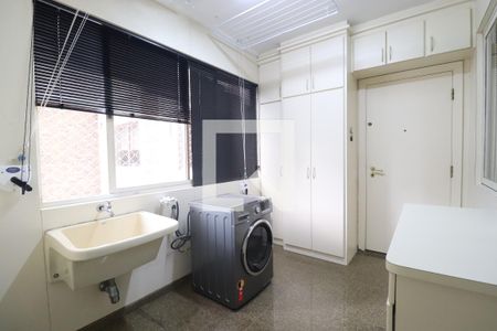 Apartamento à venda com 260m², 3 quartos e 4 vagasÁrea de Serviço