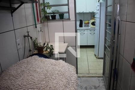 Casa à venda com 60m², 2 quartos e 1 vagaÁrea de Serviço