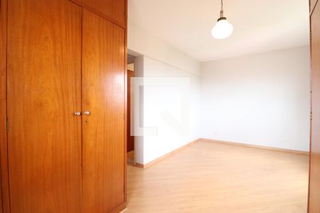 Apartamento à venda com 101m², 3 quartos e 2 vagasSuíte